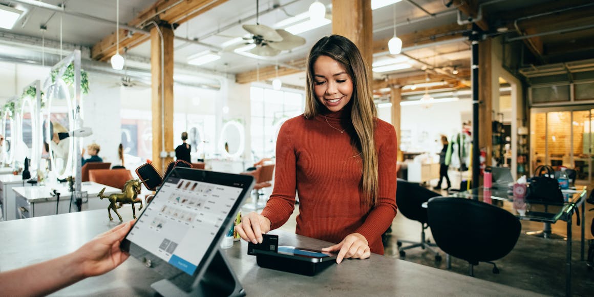 Adapt to new customer expectations in retail with a true customer 360 in Salesforce